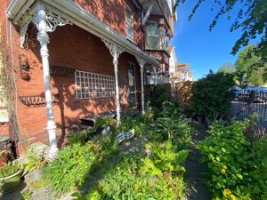 Photo 10- click for photo gallery